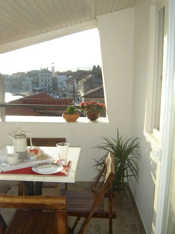 Apartments Benutic-Lalini Kaštela
