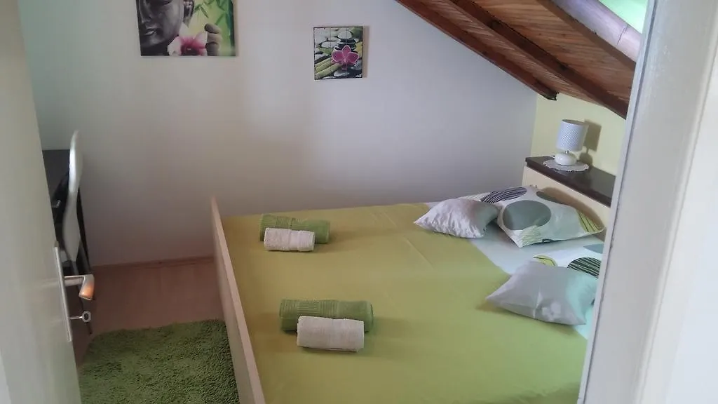 Apartments Benutic-Lalini Kaštela